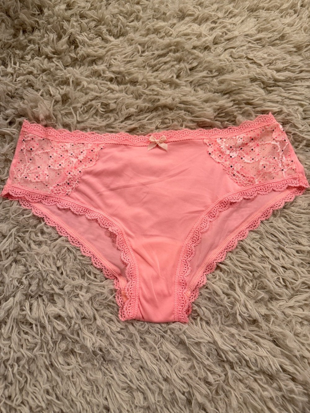 NWT Victoria’s Secret Dream Angels Lace Silky Smooth Lace Hiphugger VTG Small